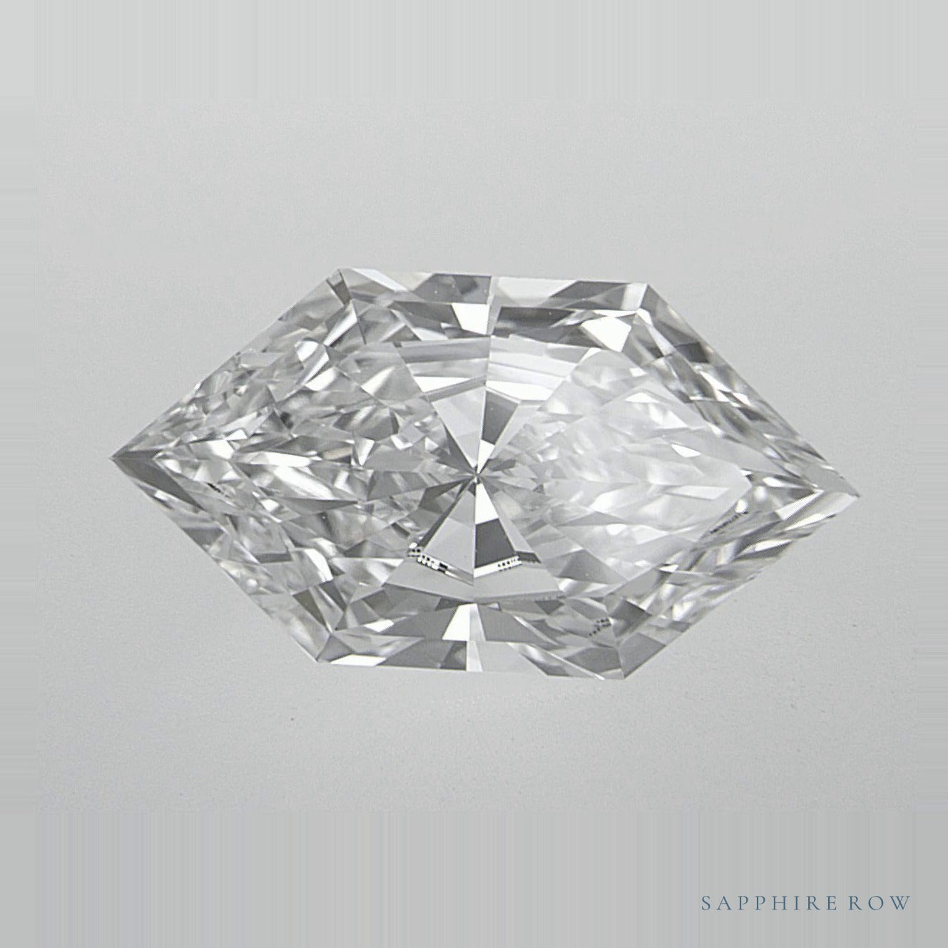 2.25 ct Lab-Grown Diamond – F VVS2 – Elongated Hexagon Cut – Duchess Faceted-cut – IGI Certified — Sapphire Row · cut7