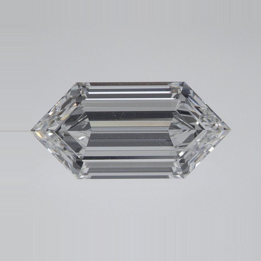 1.82 ct lab-grown diamond, elongated hexagon cut | Sapphire Row · cut7