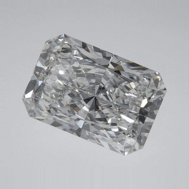 3.59 ct Lab-Grown Diamond – E VVS2 – Radiant Cut – IGI Certified — Sapphire Row · cut7