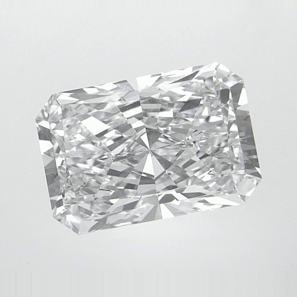 3.33 ct Lab-Grown Diamond – E VVS2 – Radiant Cut – GIA Certified — Sapphire Row · cut7