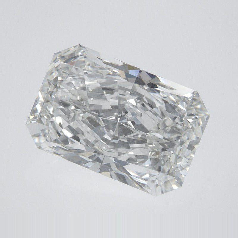 3.07 ct Lab-Grown Diamond – E VVS2 – Radiant Cut – IGI Certified — Sapphire Row · cut7