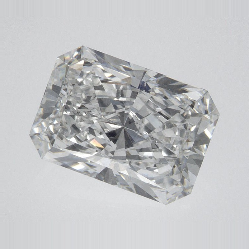 2.45 ct Lab-Grown Diamond – E VS2 – Radiant Cut – IGI Certified — Sapphire Row · cut7