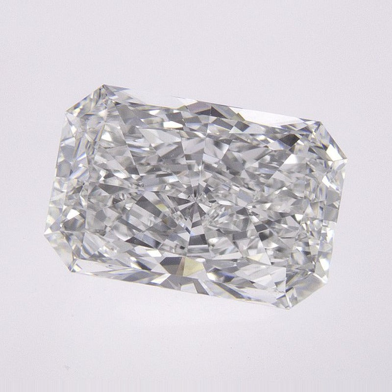 2.08 ct Lab-Grown Diamond – E VVS2 – Radiant Cut – IGI Certified — Sapphire Row · cut7