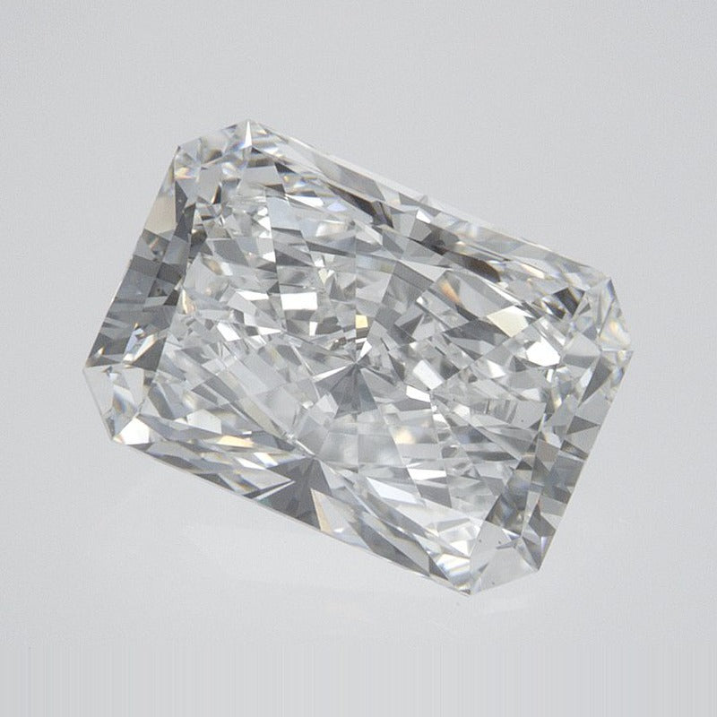 2.04 ct Lab-Grown Diamond – E VS1 – Radiant Cut – IGI Certified — Sapphire Row · cut7