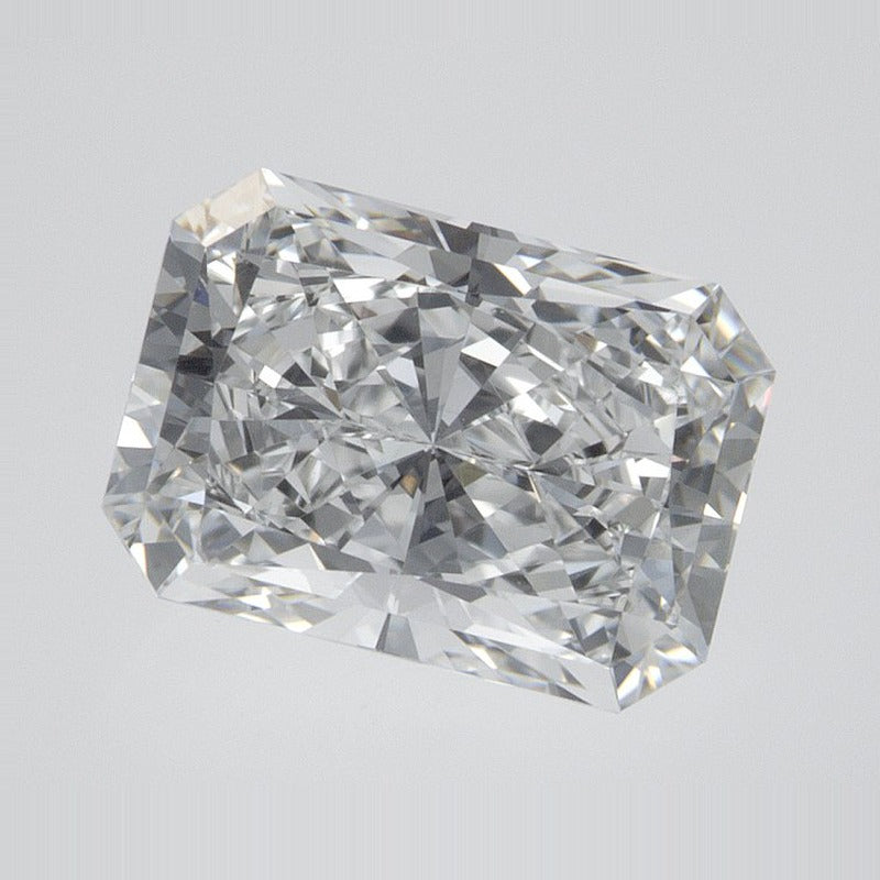 2.01 ct Lab-Grown Diamond – E VVS2 – Radiant Cut – GIA Certified — Sapphire Row · cut7