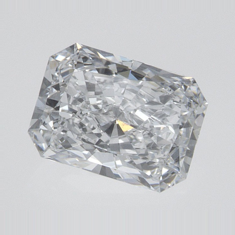 0.75 ct Lab-Grown Diamond – D VVS2 – Radiant Cut – IGI Certified — Sapphire Row · cut7