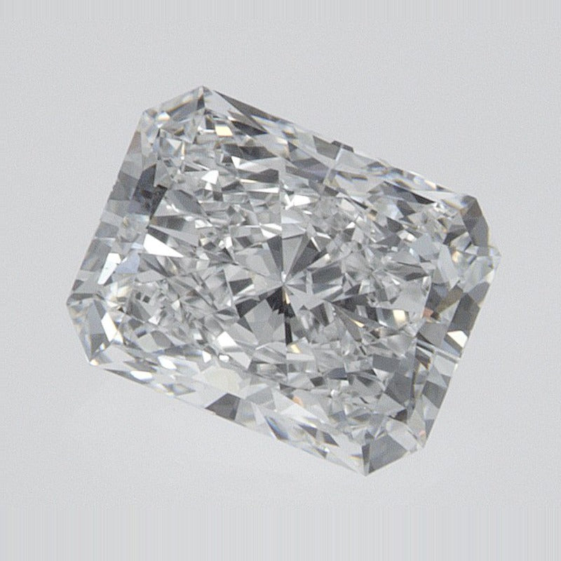 0.74 ct Lab-Grown Diamond – D VVS2 – Radiant Cut – IGI Certified — Sapphire Row · cut7