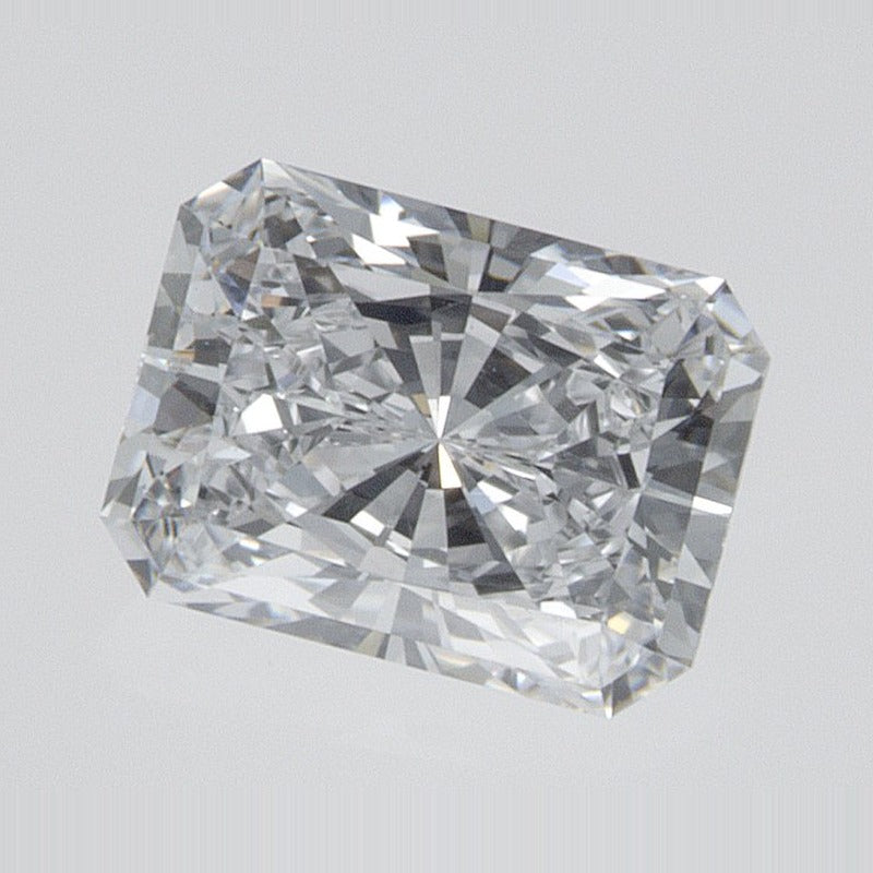 0.71 ct Lab-Grown Diamond – D VVS2 – Radiant Cut – IGI Certified — Sapphire Row · cut7