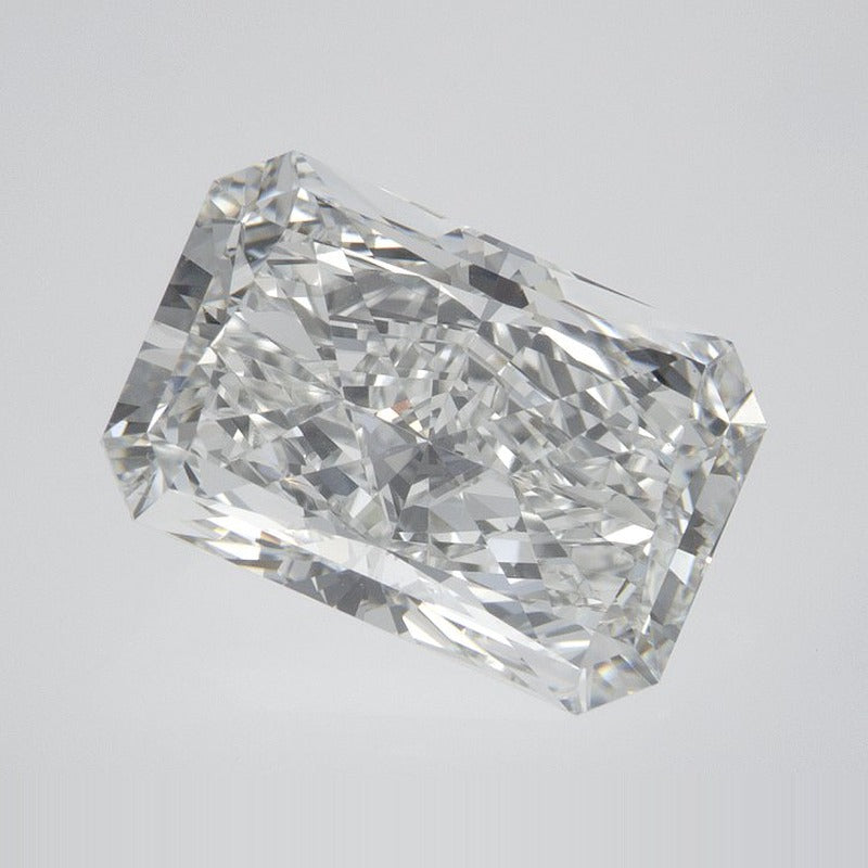 4.05 ct Lab-Grown Diamond – F VVS2 – Radiant Cut – IGI Certified — Sapphire Row · cut7