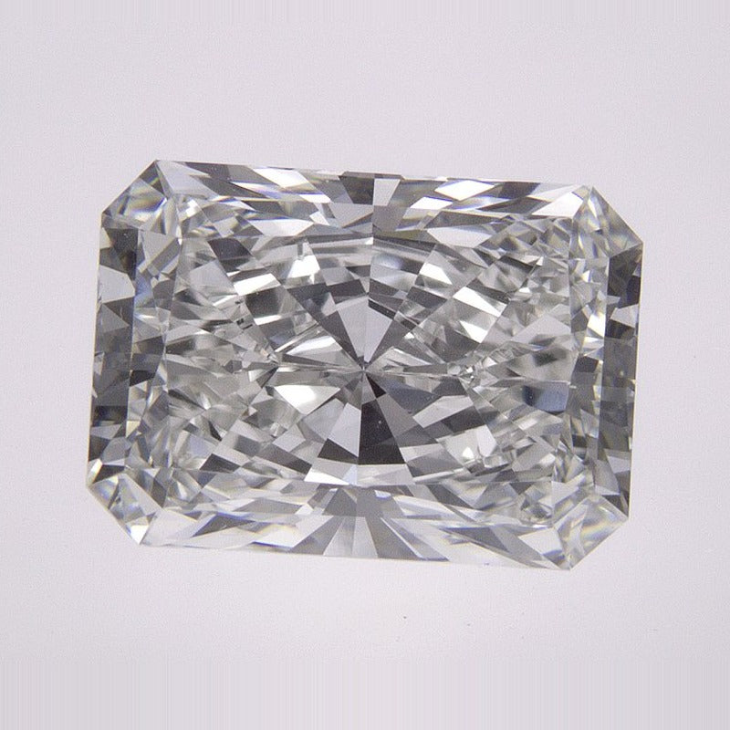 3.04 ct Lab-Grown Diamond – E VVS2 – Radiant Cut – IGI Certified — Sapphire Row · cut7