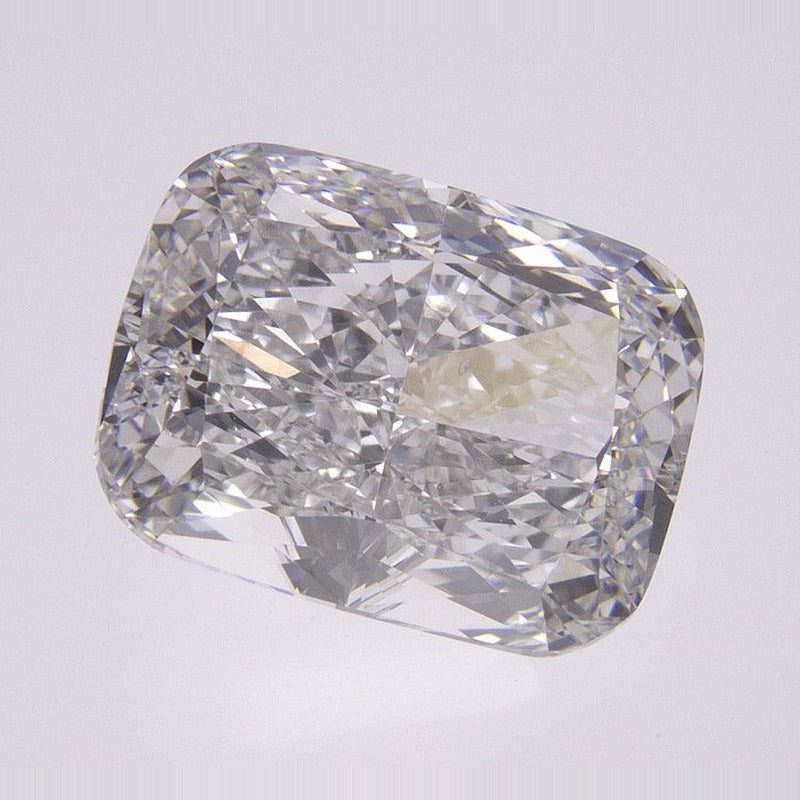 3.84 ct Lab-Grown Diamond – E VVS2 – Elongated Cushion Cut – IGI Certified — Sapphire Row · cut7