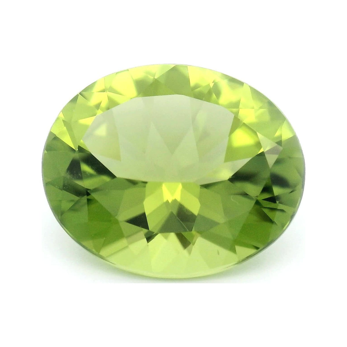 4.57 ct Natural Green Peridot (Untreated) – Oval Cut — Sapphire Row · cut7
