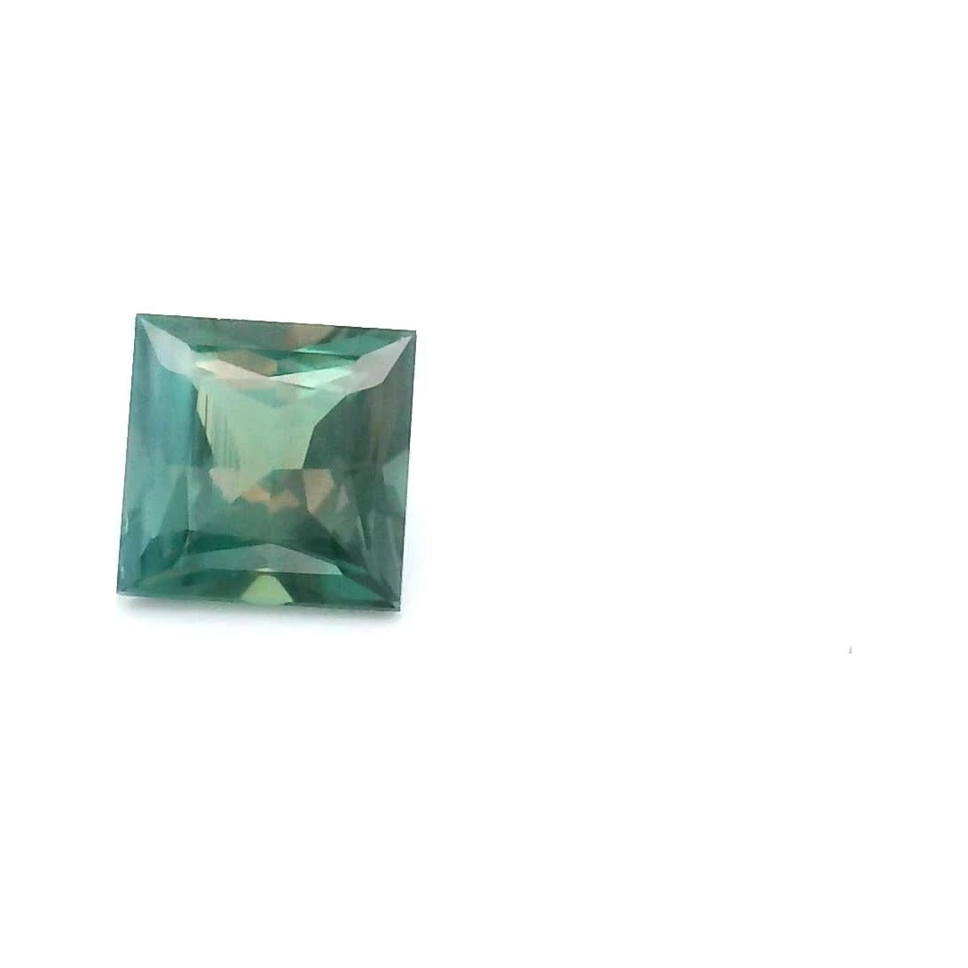 0.31 ct Natural Color-Change Alexandrite – Square Cut — Sapphire Row · cut7