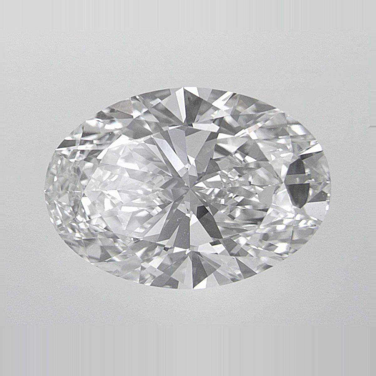 3.92 ct Lab-Grown Diamond – E VVS2 – Oval Cut – IGI Certified — Sapphire Row · cut7