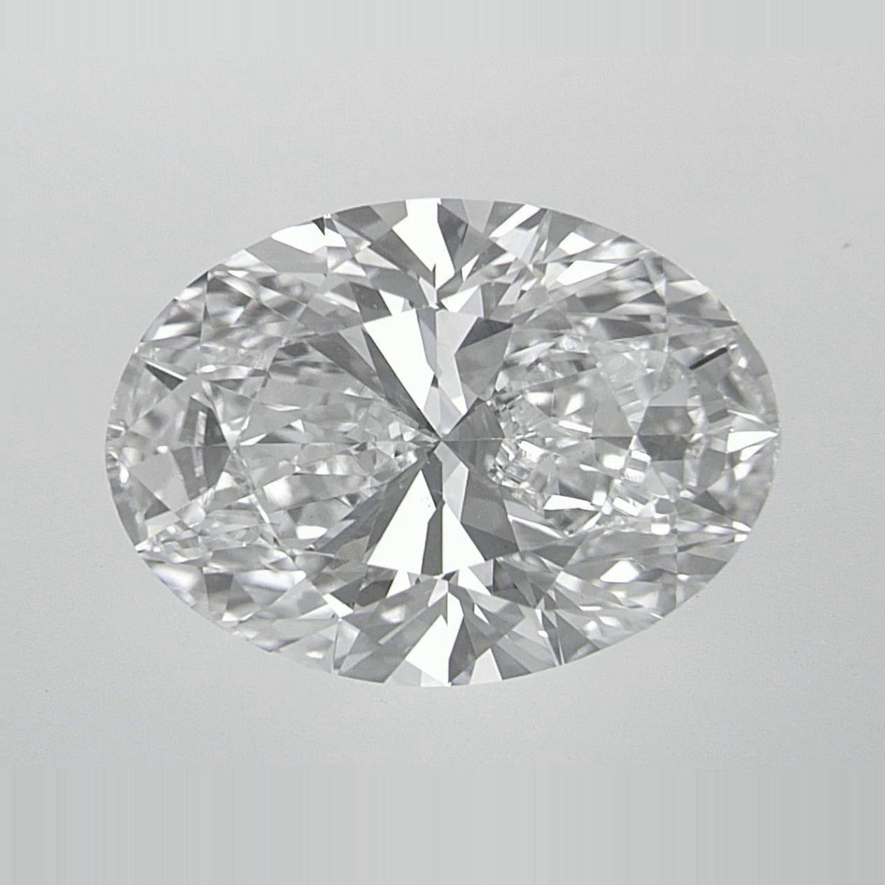 3.91 ct Lab-Grown Diamond – E VVS2 – Oval Cut – IGI Certified — Sapphire Row · cut7