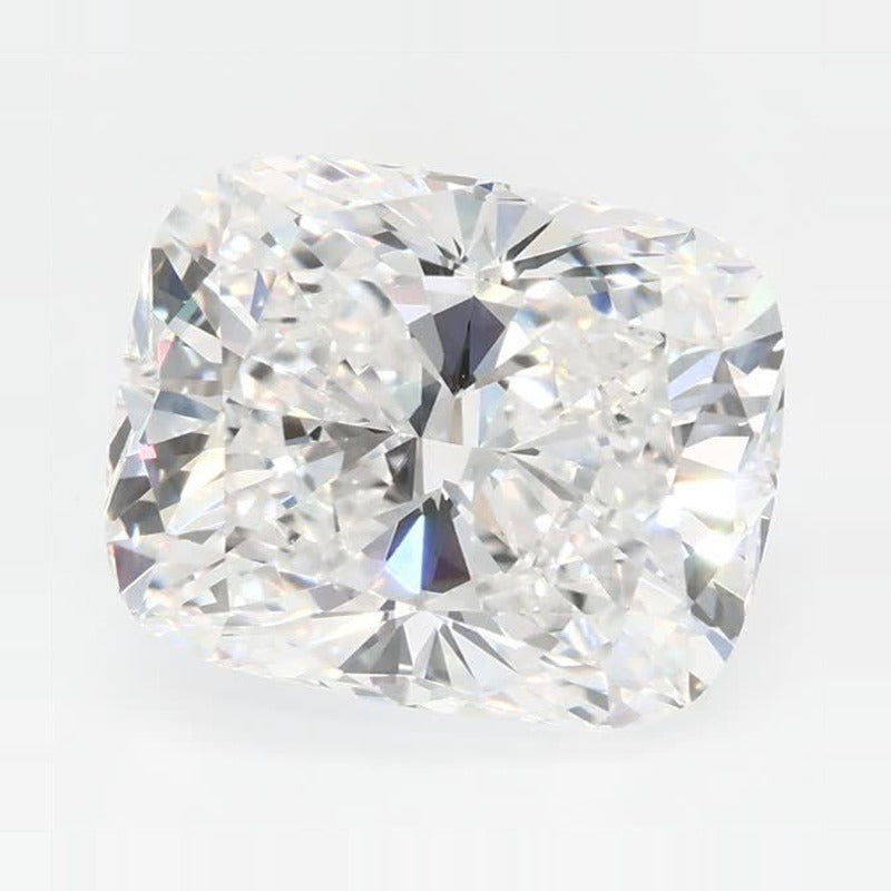 3.86 ct Lab-Grown Diamond – E VVS2 – Elongated Cushion Cut – GCAL Certified — Sapphire Row · cut7