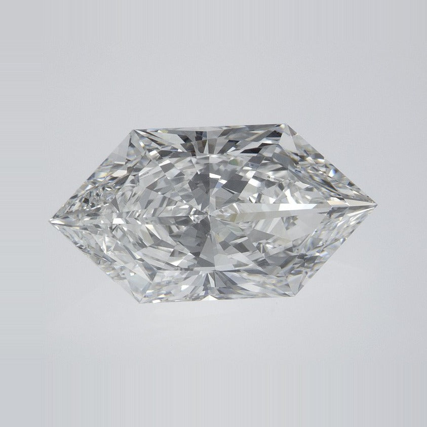 3.01 ct Lab-Grown Diamond – E VVS2 – Elongated Hexagon Cut – Duchess Faceted-cut – IGI Certified — Sapphire Row · cut7