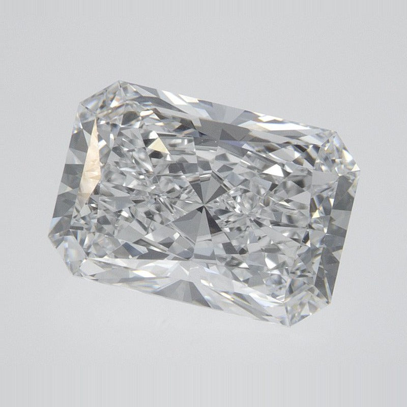2.16 ct Lab-Grown Diamond – E VVS2 – Radiant Cut – GIA Certified — Sapphire Row · cut7