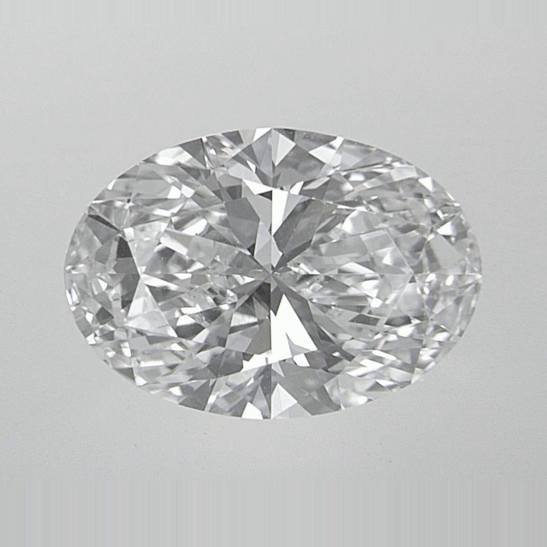 2.05 ct Lab-Grown Diamond – D VVS2 – Oval Cut – IGI Certified — Sapphire Row · cut7