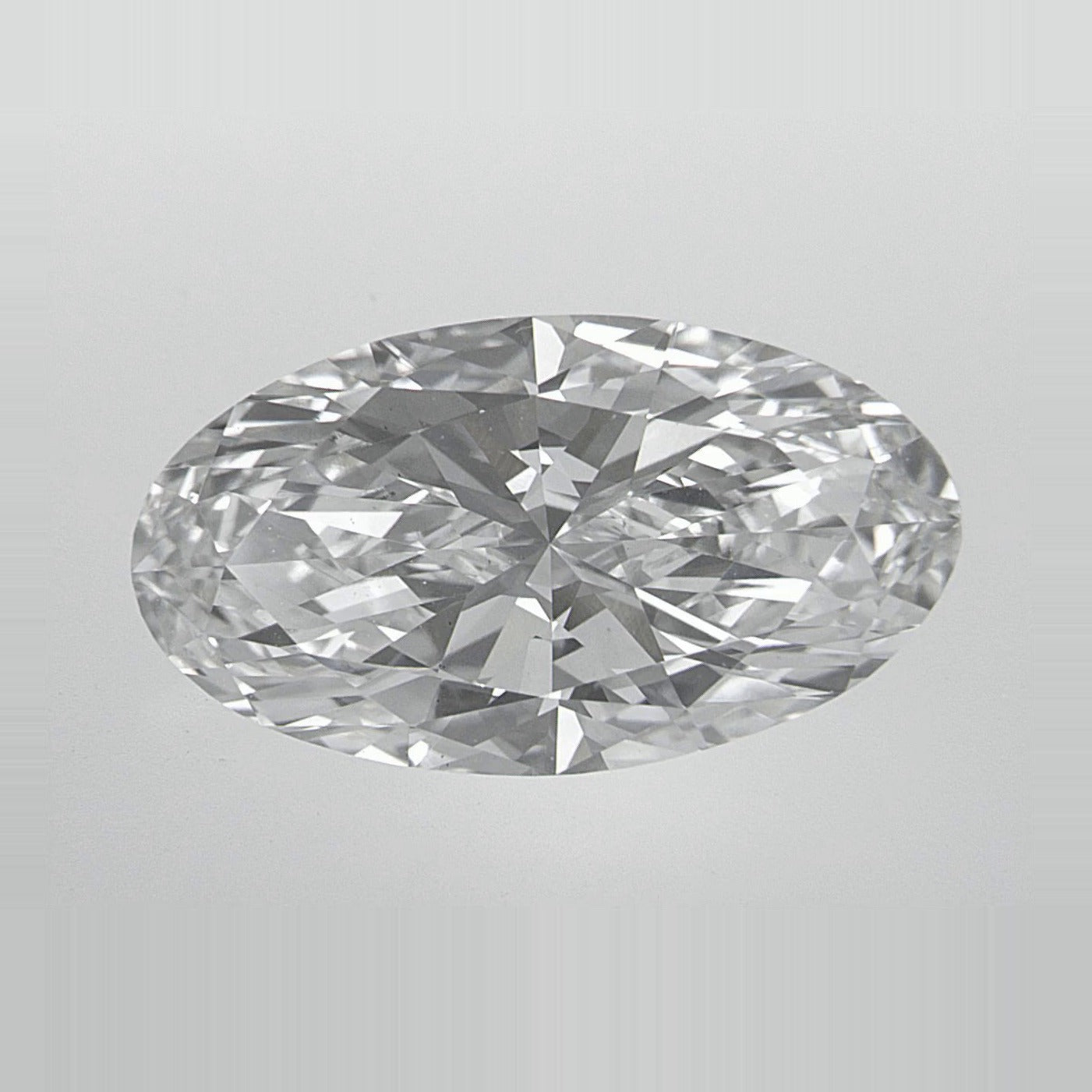 3.53 ct Lab-Grown Diamond – E VS1 – Elongated Oval Cut – IGI Certified — Sapphire Row · cut7