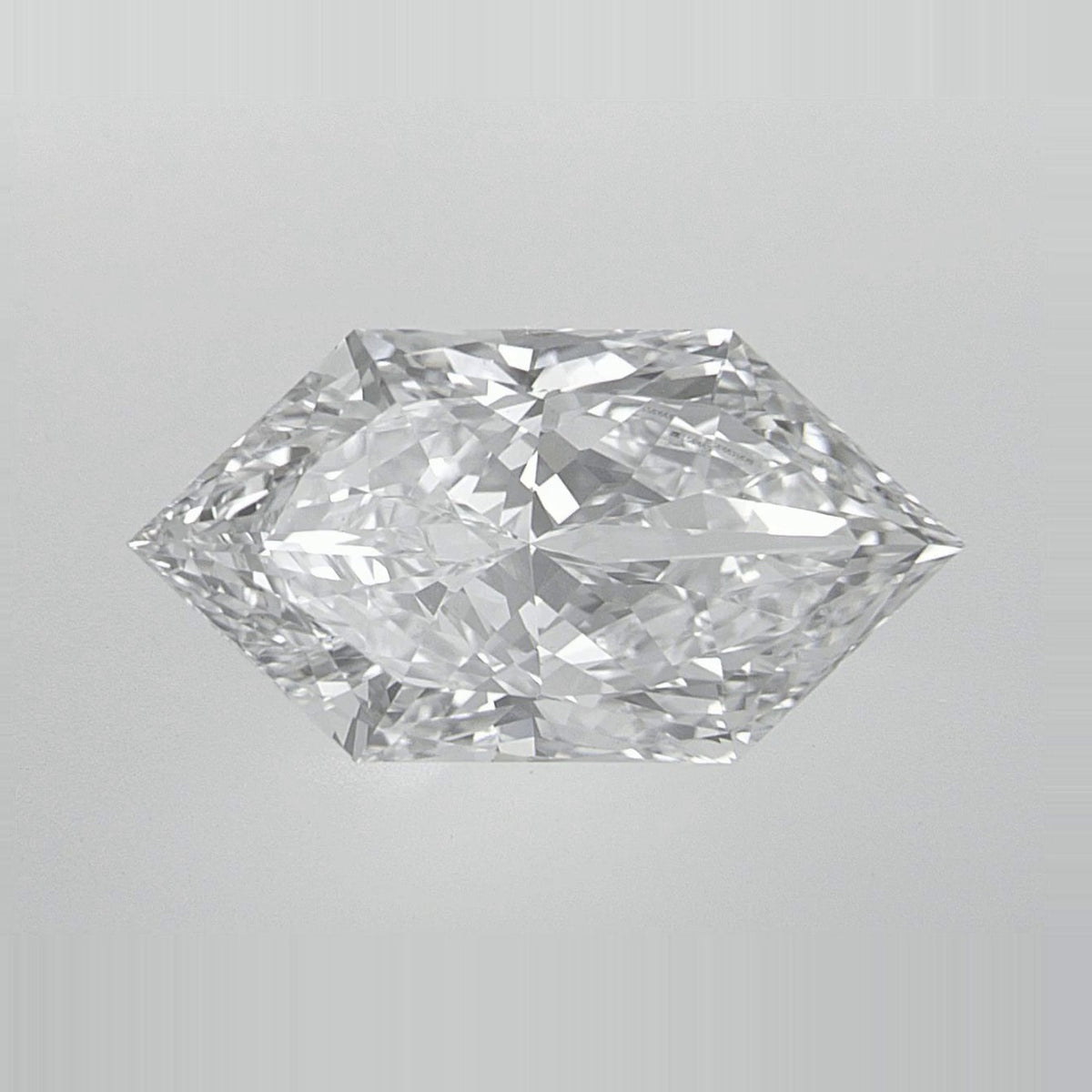 3.05 ct Lab-Grown Diamond – D VS1 – Elongated Hexagon Duchess Faceted-cut – IGI Certified — Sapphire Row · cut7