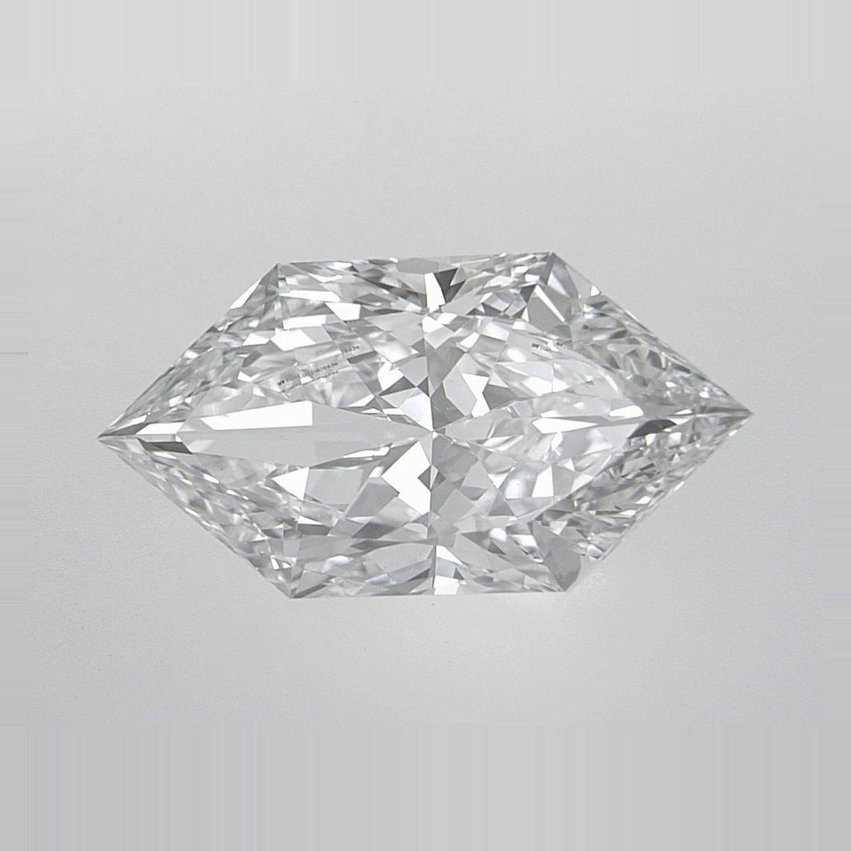 3.03 ct Lab-Grown Diamond – D VS1 – Elongated Hexagon Duchess Faceted-cut – IGI Certified — Sapphire Row · cut7