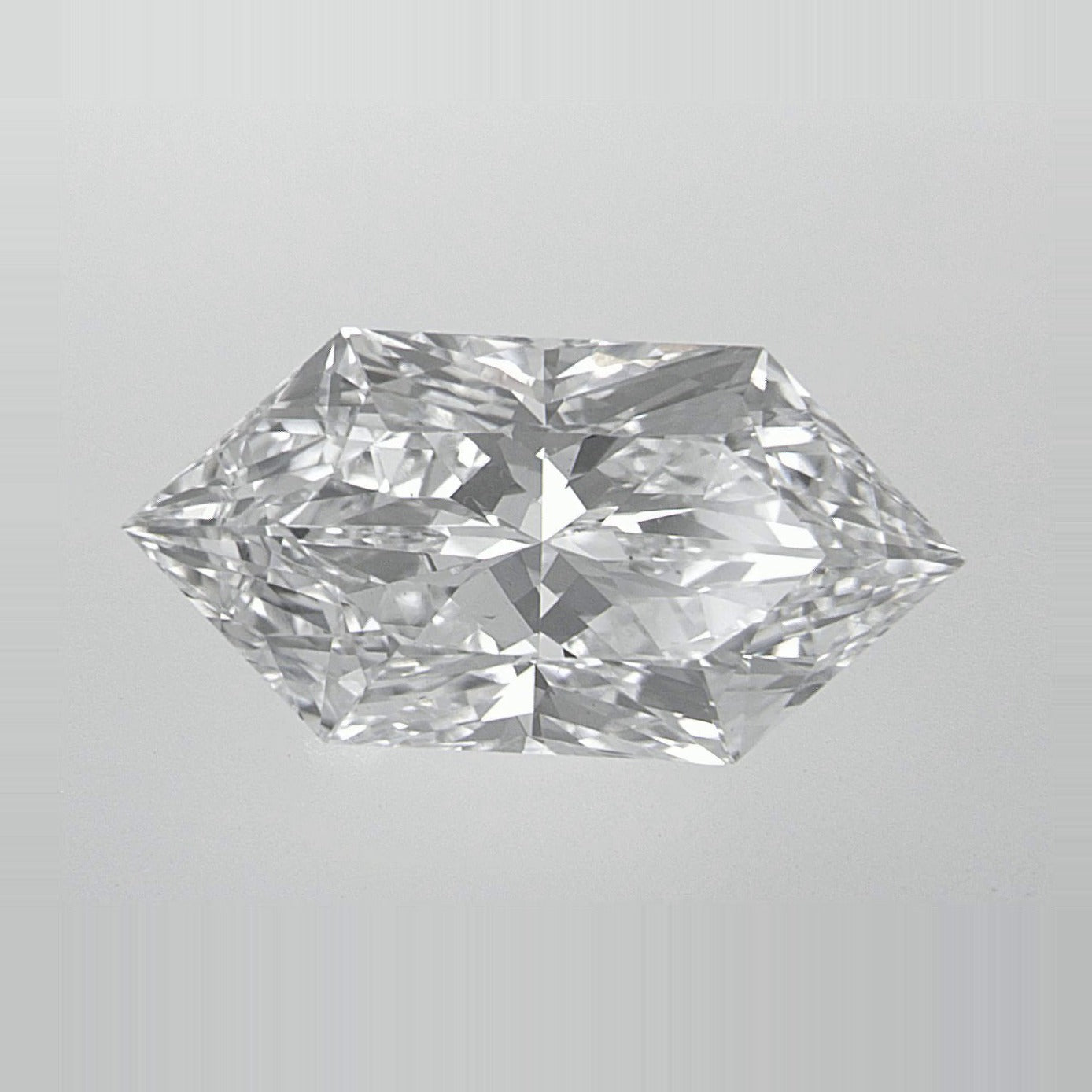 3.01 ct Lab-Grown Diamond – D VS1 – Elongated Hexagon Duchess Faceted-cut – IGI Certified — Sapphire Row · cut7