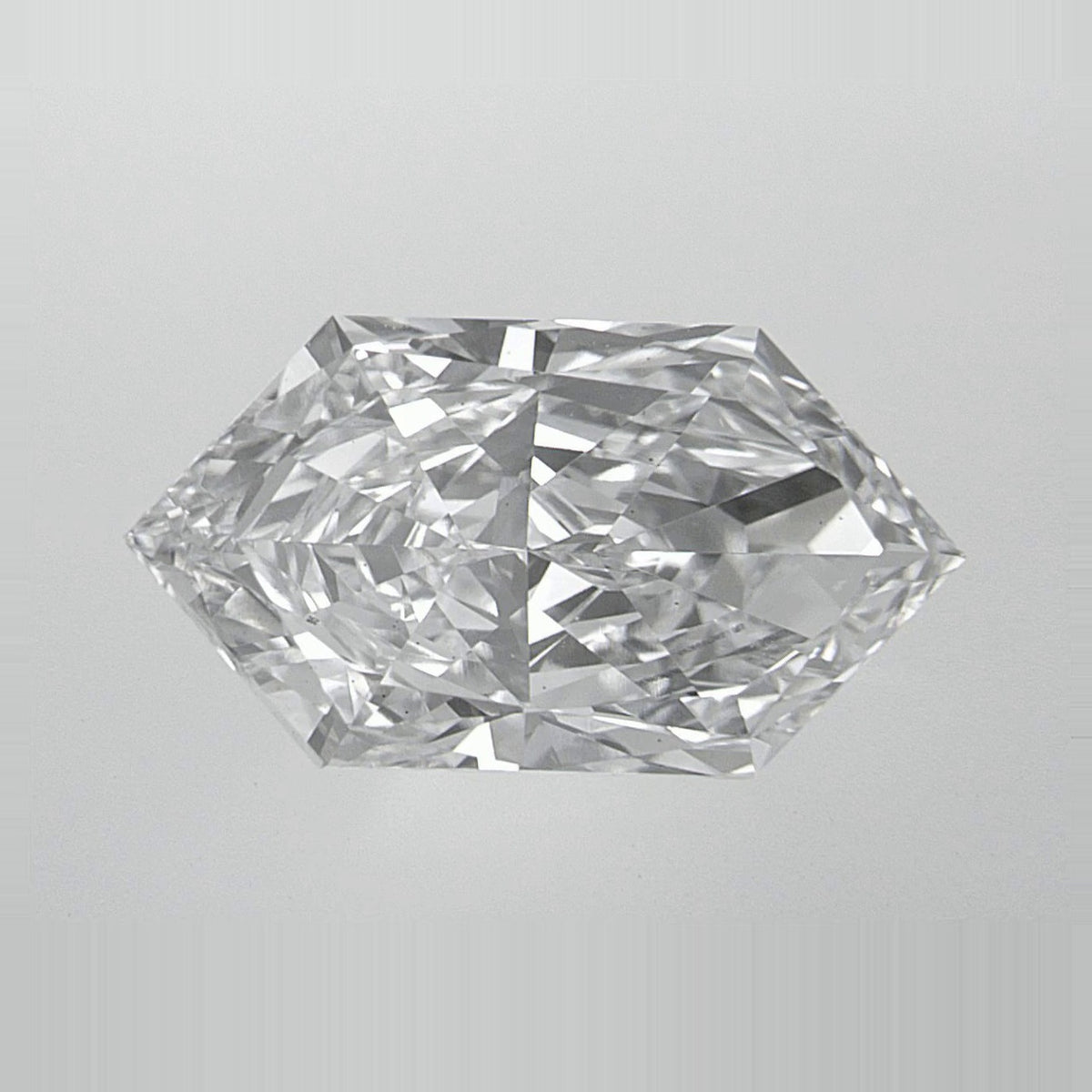 3.01 ct Lab-Grown Diamond – D VS1 – Elongated Hexagon Duchess Faceted-cut – IGI Certified — Sapphire Row · cut7