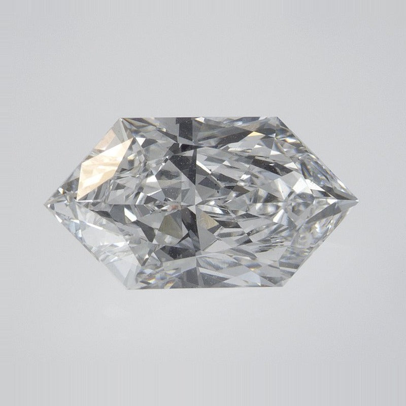 2.60 ct Lab-Grown Diamond – D VS1 – Elongated Hexagon Duchess Faceted-cut – IGI Certified — Sapphire Row · cut7