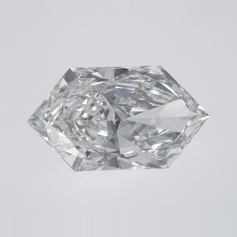 2.52 ct Lab-Grown Diamond – D VS2 – Elongated Hexagon Duchess Faceted-cut – IGI Certified — Sapphire Row · cut7