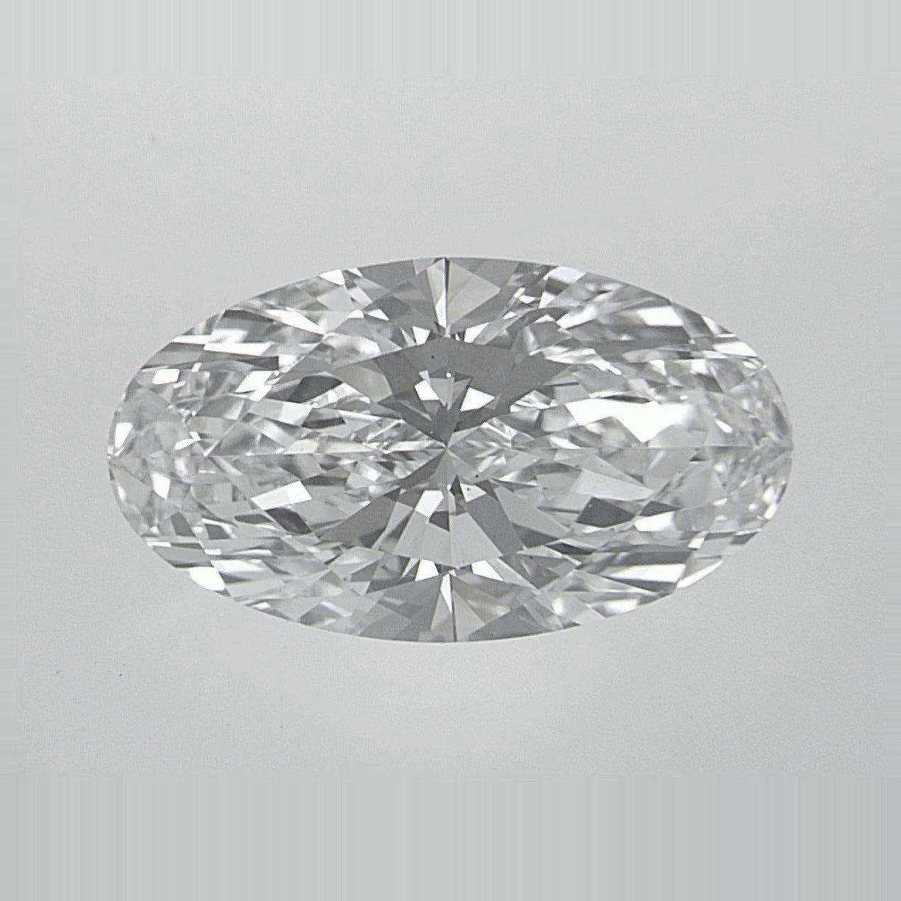 2.09 ct Lab-Grown Diamond – D VS1 – Elongated Oval Cut – IGI Certified — Sapphire Row · cut7