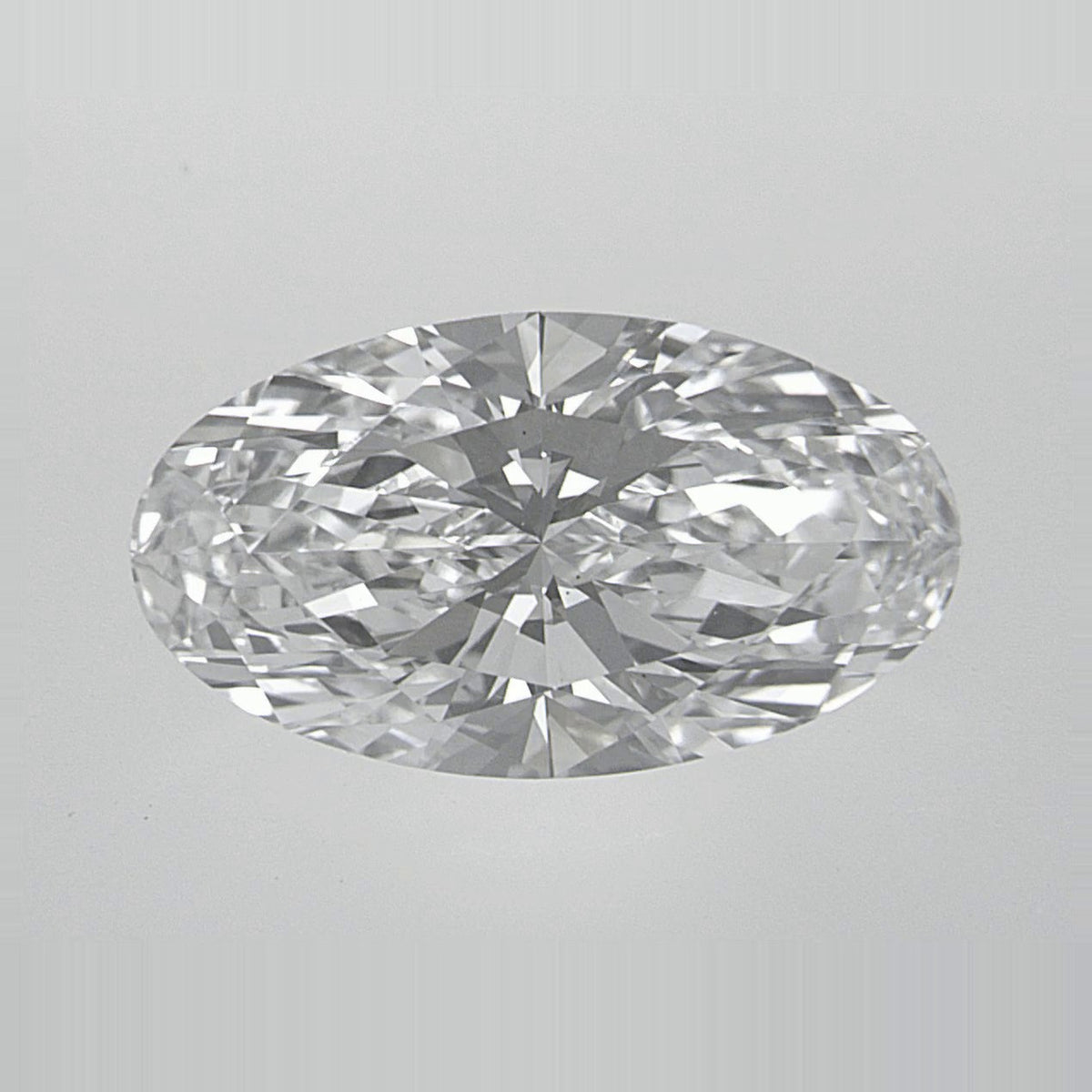 2.09 ct Lab-Grown Diamond – D VS1 – Elongated Oval Cut – IGI Certified — Sapphire Row · cut7