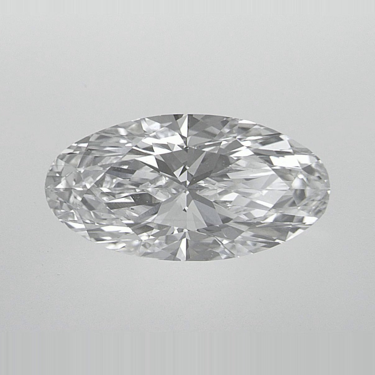 2.02 ct Lab-Grown Diamond – E VS1 – Elongated Oval Cut – IGI Certified — Sapphire Row · cut7