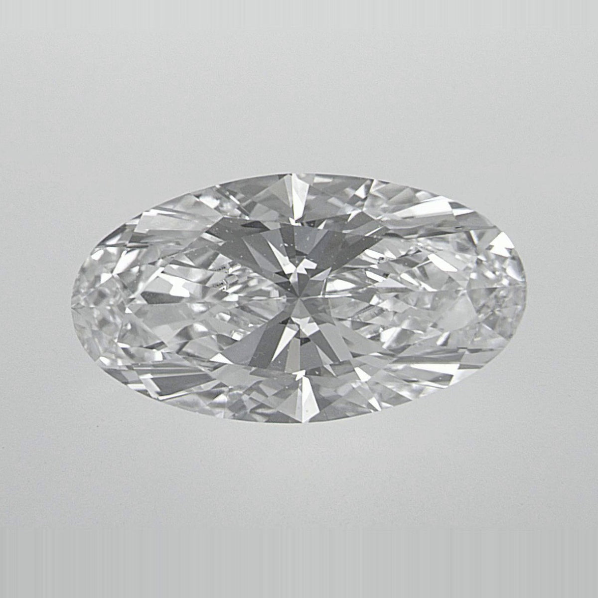 1.85 ct Lab-Grown Diamond – E VVS2 – Elongated Oval Cut – IGI Certified — Sapphire Row · cut7
