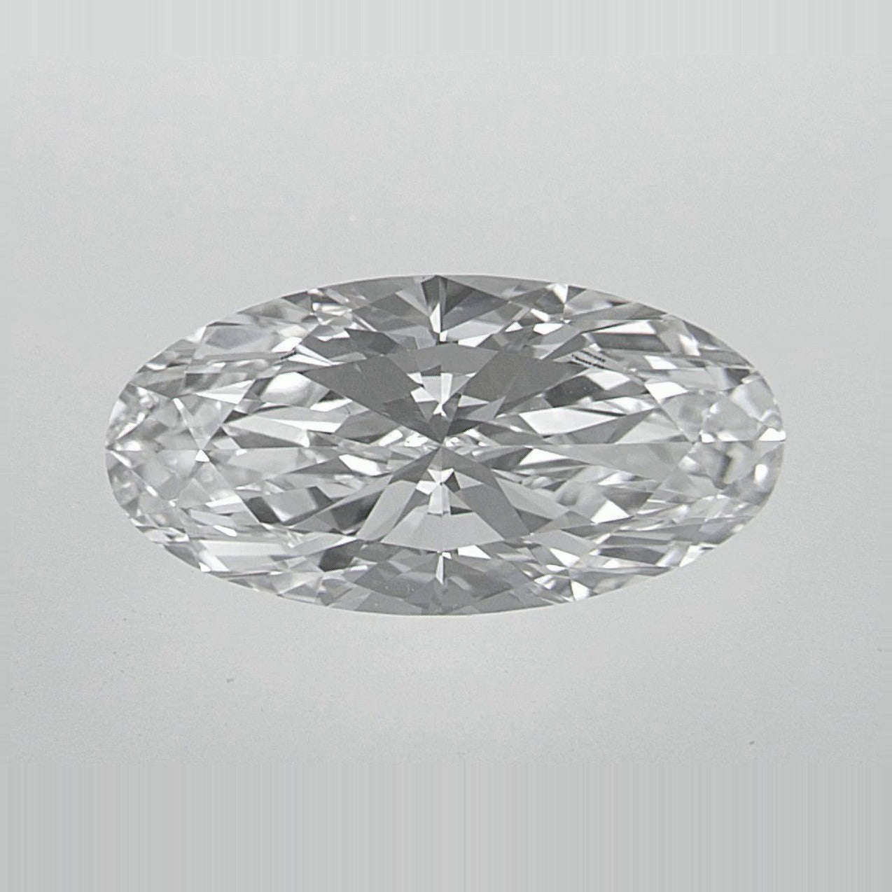 1.74 ct Lab-Grown Diamond – D VVS1 – Elongated Oval Cut – IGI Certified — Sapphire Row · cut7