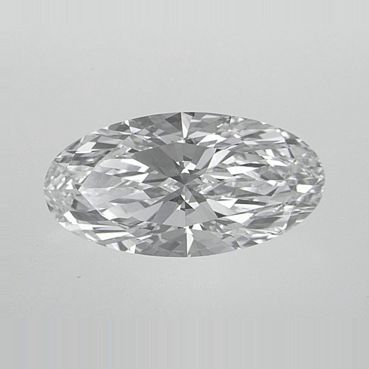 1.42 ct Lab-Grown Diamond – D VVS1 – Elongated Oval Cut – IGI Certified — Sapphire Row · cut7