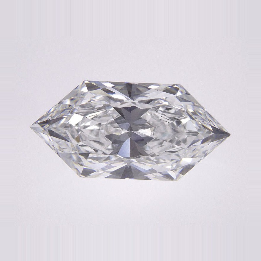 3.52 ct Lab-Grown Diamond – D VVS2 – Elongated Hexagon Duchess Faceted-cut – IGI Certified — Sapphire Row · cut7