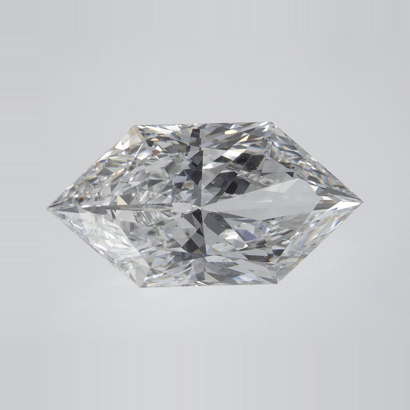 3.05 ct Lab-Grown Diamond – D VVS2 – Elongated Hexagon Duchess Faceted-cut – IGI Certified — Sapphire Row · cut7