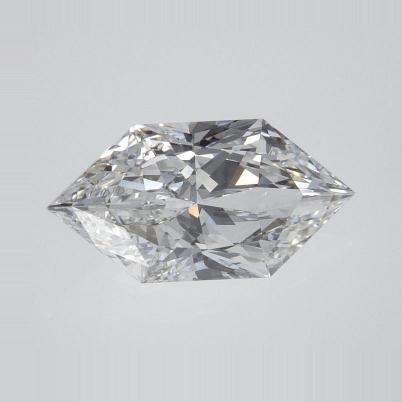 1.55 ct Lab-Grown Diamond – D VVS2 – Elongated Hexagon Duchess Faceted-cut – IGI Certified — Sapphire Row · cut7