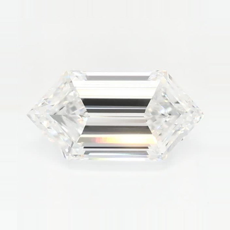 1.05 ct Lab-Grown Diamond – D VVS2 – Elongated Hexagon Duchess Step-cut – GCAL Certified — Sapphire Row · cut7