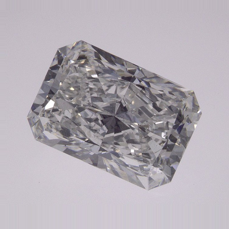 2.01 ct Lab-Grown Diamond – F VS2 – Radiant Cut – IGI Certified — Sapphire Row · cut7
