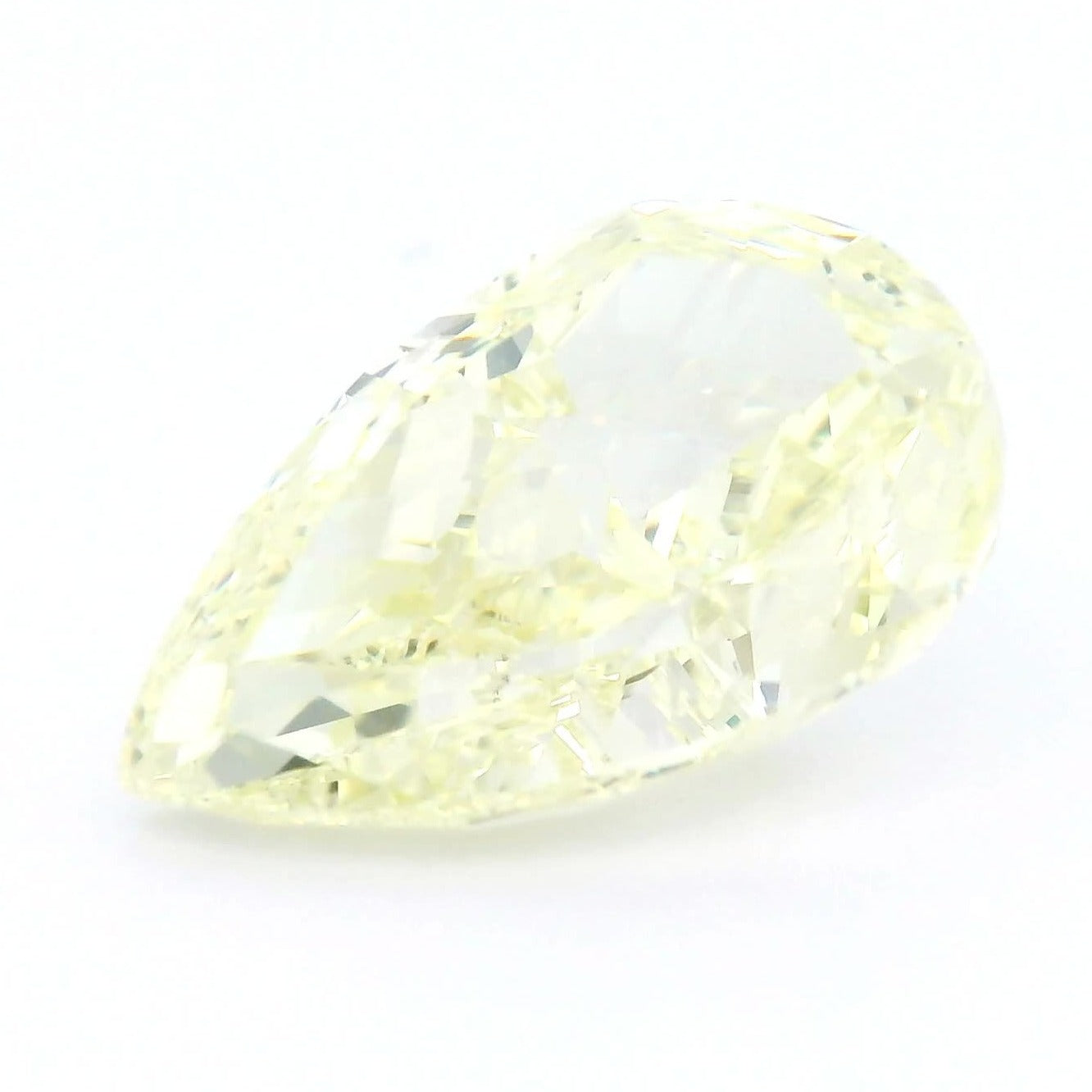 4.08 ct Lab-Grown Fancy Yellow Diamond – VVS2 – Pear Cut – IGI Certified — Sapphire Row · cut7