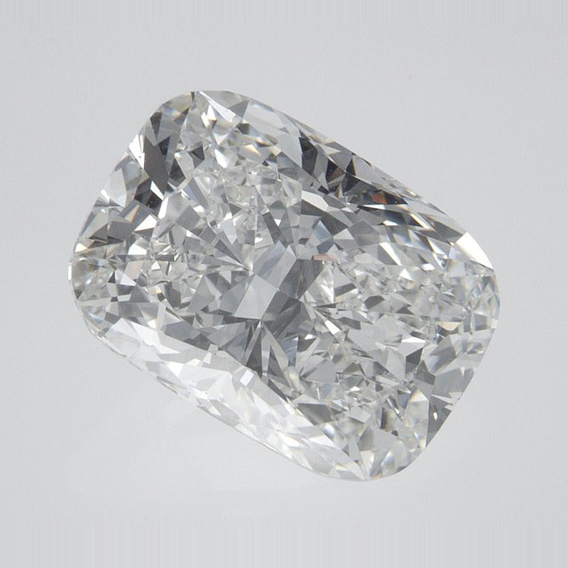 2.51 ct Lab-Grown Diamond – E VVS2 – Elongated Cushion Cut – IGI Certified — Sapphire Row · cut7
