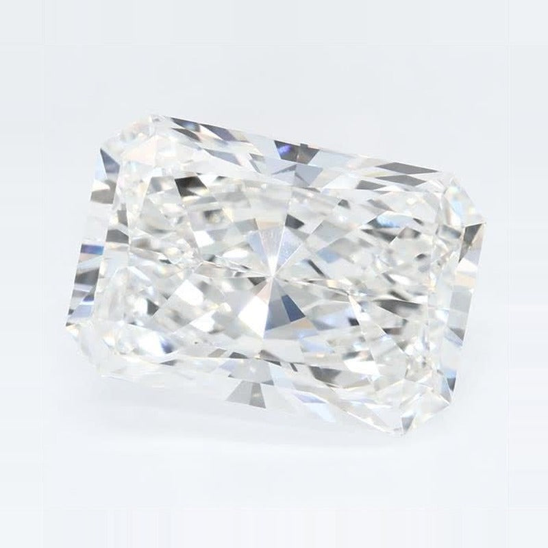 4.04 ct Lab-Grown Diamond – E VVS2 – Radiant Cut – GCAL Certified — Sapphire Row · cut7