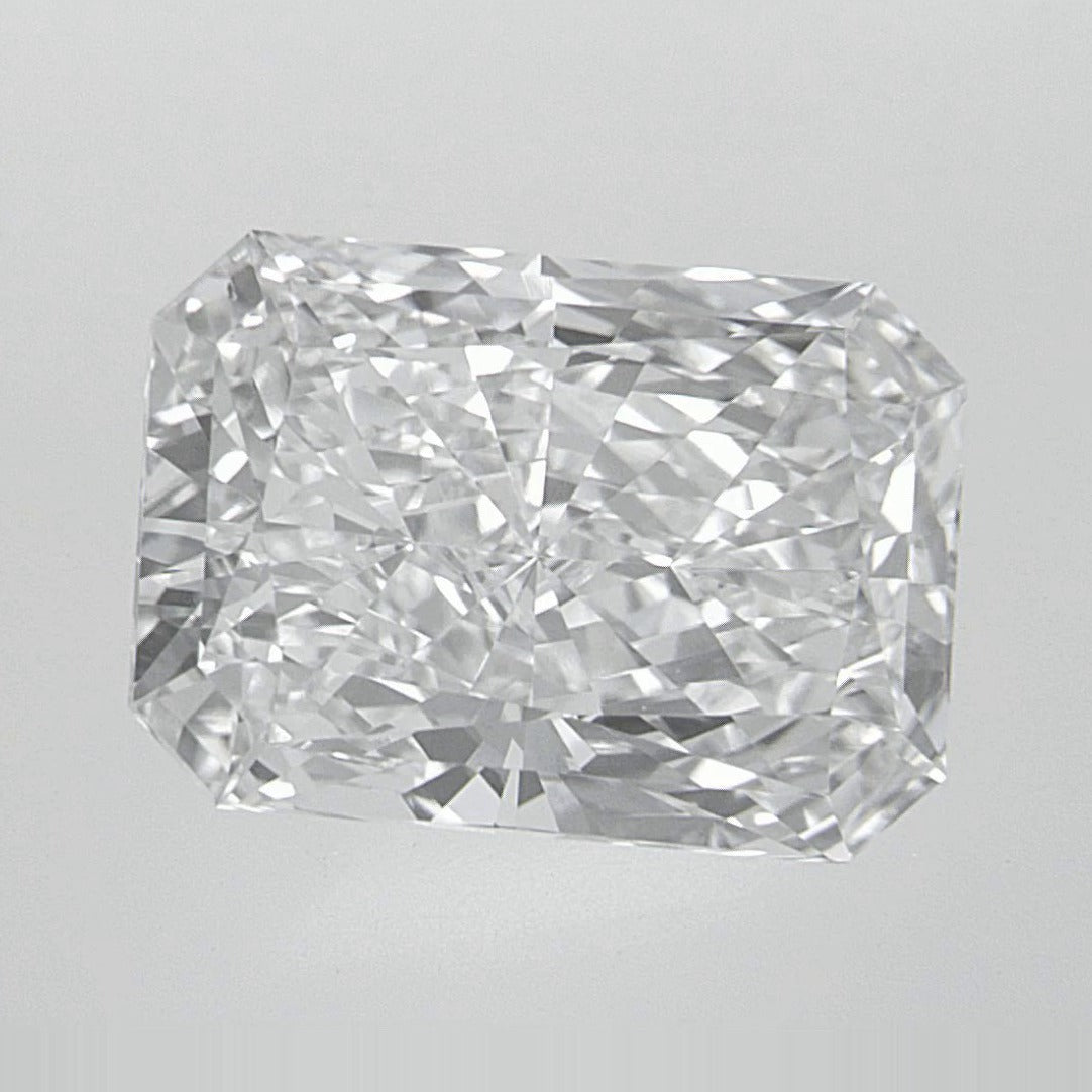 2.94 ct Lab-Grown Diamond – D VVS2 – Radiant Cut – IGI Certified — Sapphire Row · cut7