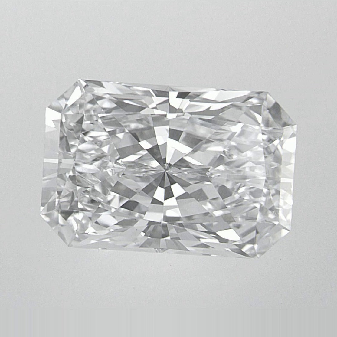 2.78 ct Lab-Grown Diamond – D VS1 – Radiant Cut – IGI Certified — Sapphire Row · cut7