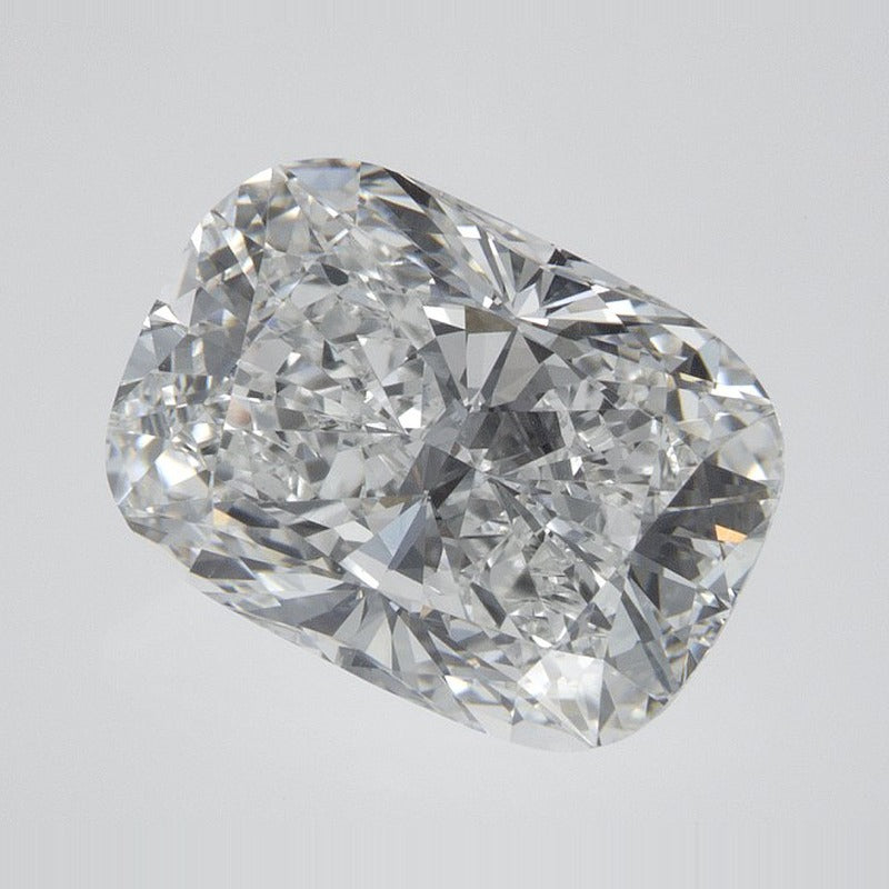 3.08 ct Lab-Grown Diamond – E VVS2 – Elongated Cushion Cut – IGI Certified — Sapphire Row · cut7